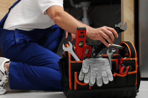 Best Emergency Plumber  in Juneau, WI